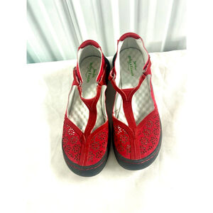 Jambu Creek perforated T-strap Mary Jane flat shoes women size 9M